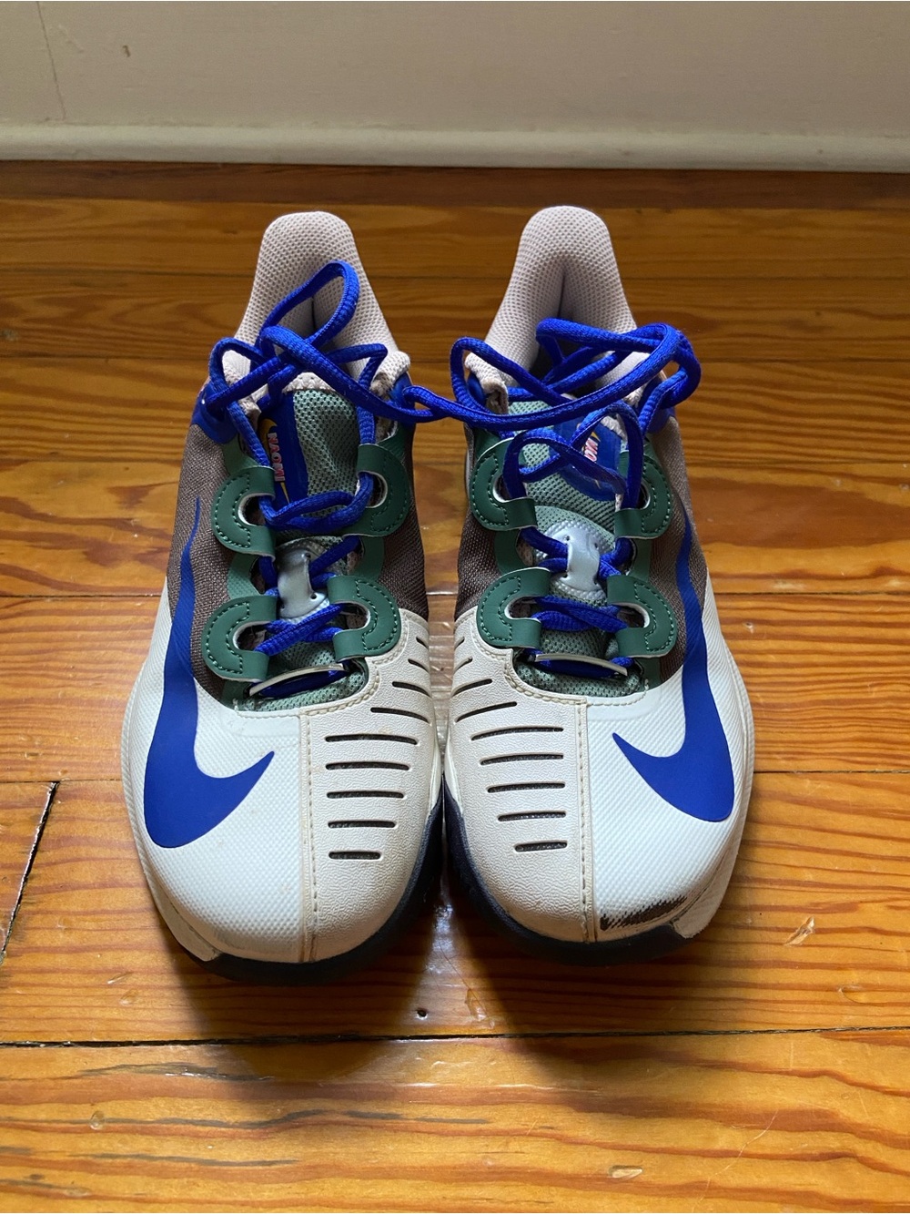 Women’s Nike Naomi Osaka Tennis Shoes Size 7